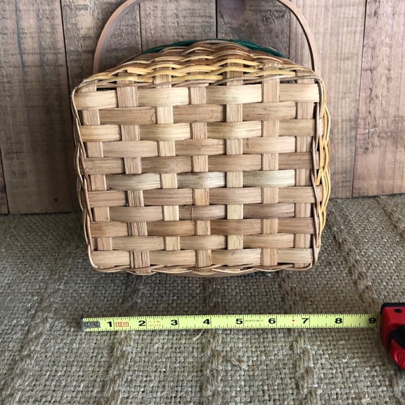 Basket with Handles - Picture 8 of 11